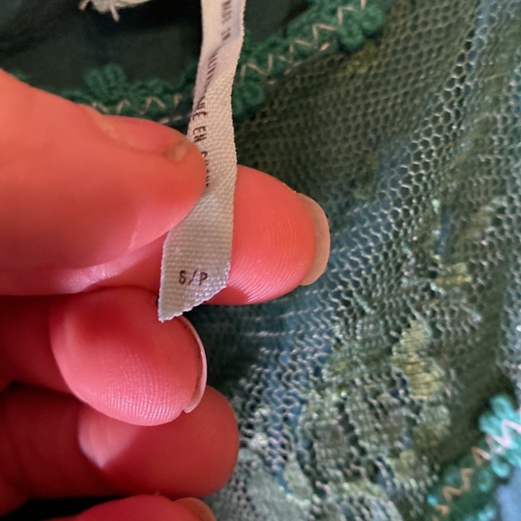 Custom one of a kind emerald and lime pieced lace slip - Picture 11 of 12